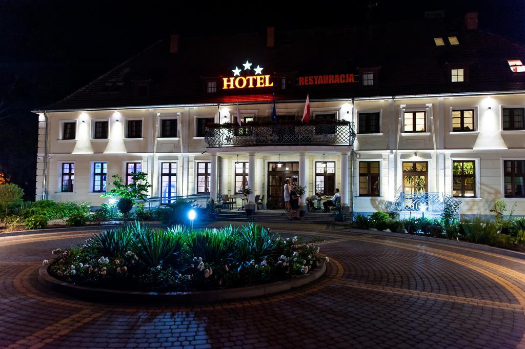 Hotel Swietoborzec Łobez Kültér fotó